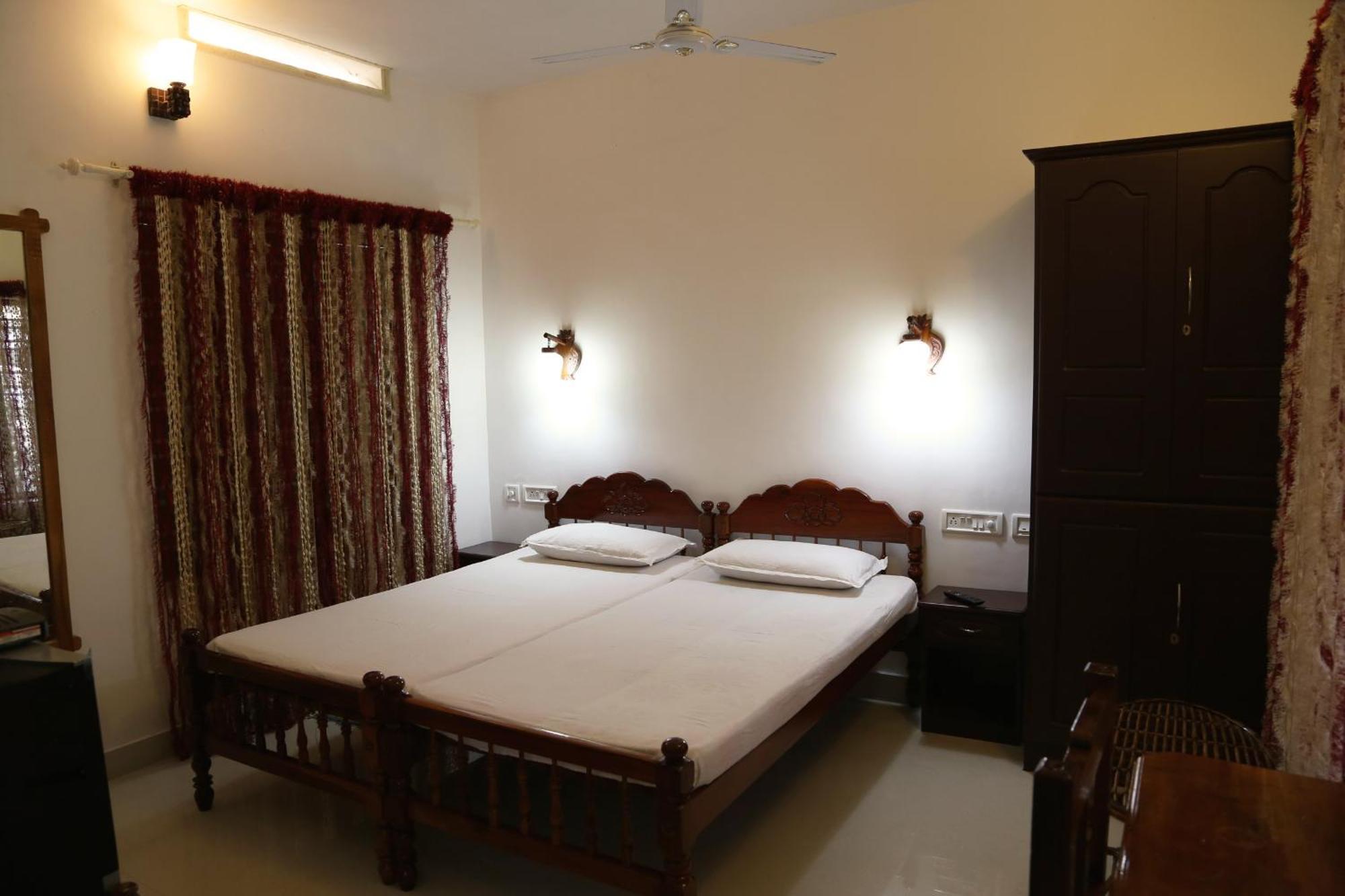 Sangeeth Beach Resort Ковалам Экстерьер фото